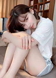 深田えいみ.jpg