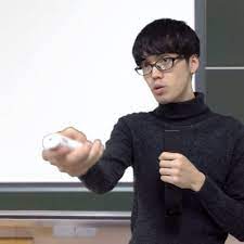 桃太郎教授.jpg