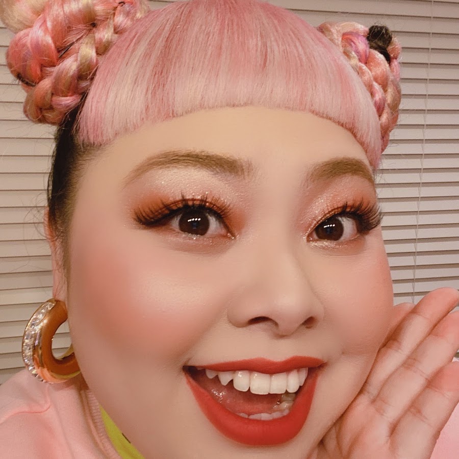 NAOMI-CLUB.jpg