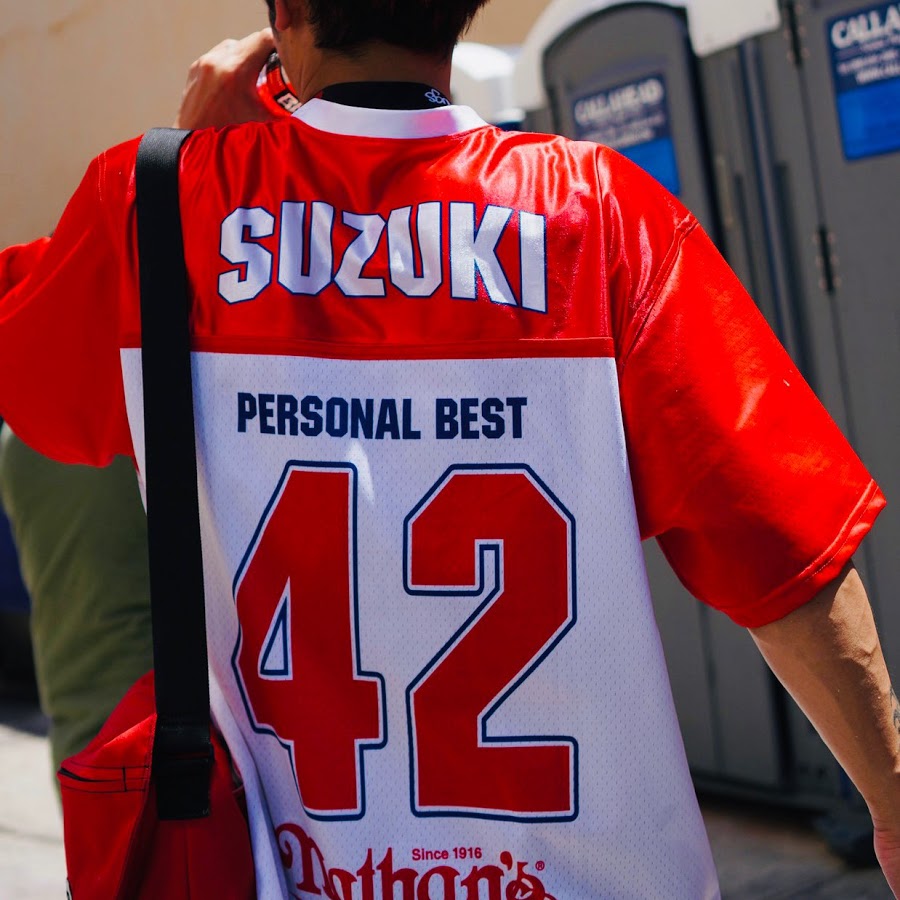 MaxSuzuki-TV.jpg
