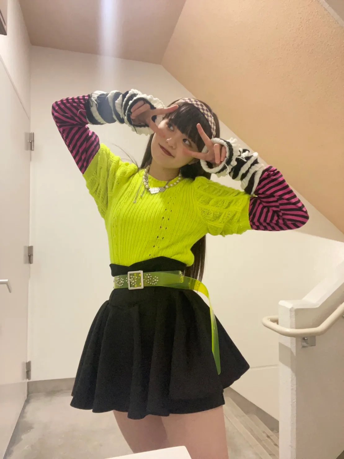 原田都愛ふともも.jpg