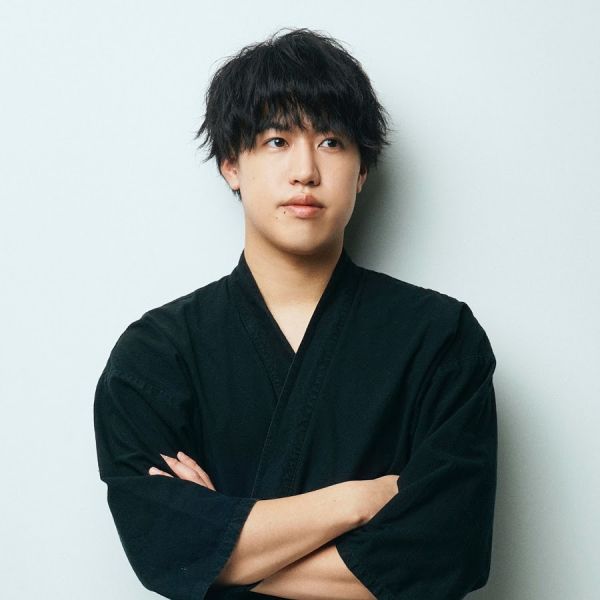 ファイル:美容整体師川島さん。.jpg