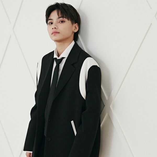 ファイル:Raine del Rosario.jpg