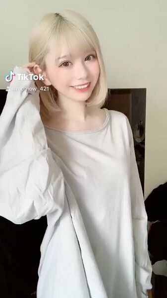 ファイル:若林萌々.jpg