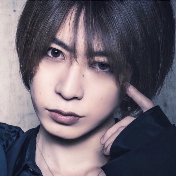 ファイル:SHIN LOID.jpg